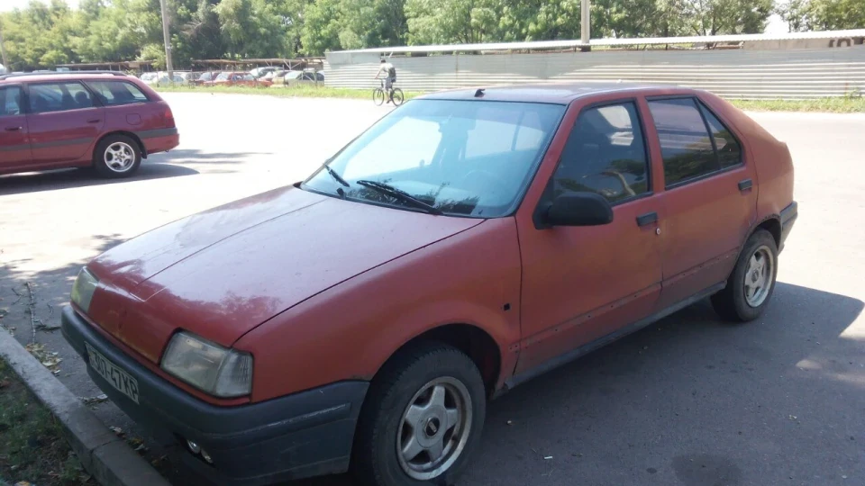 Renault 19 3