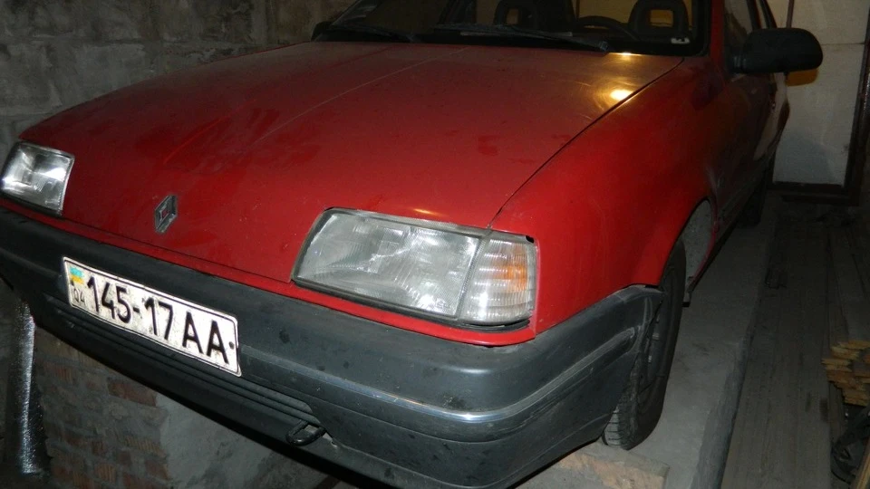 Renault 19 4