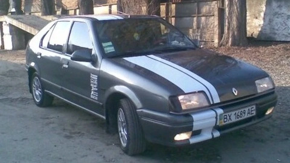 Renault 19 2