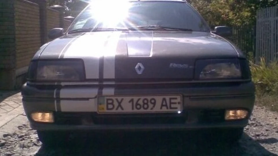 Renault 19 3