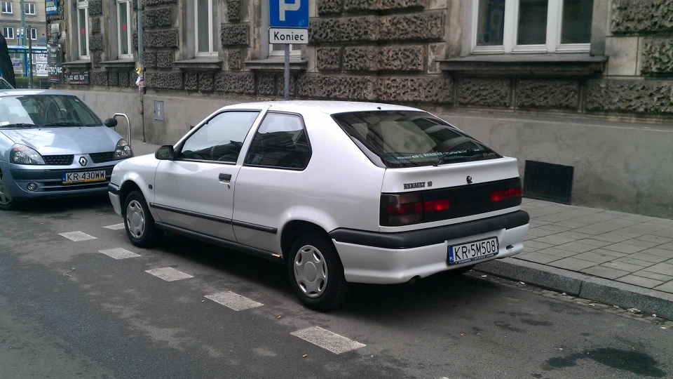 Renault 19 2