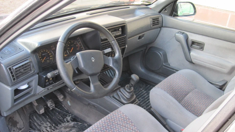 Renault 19 3