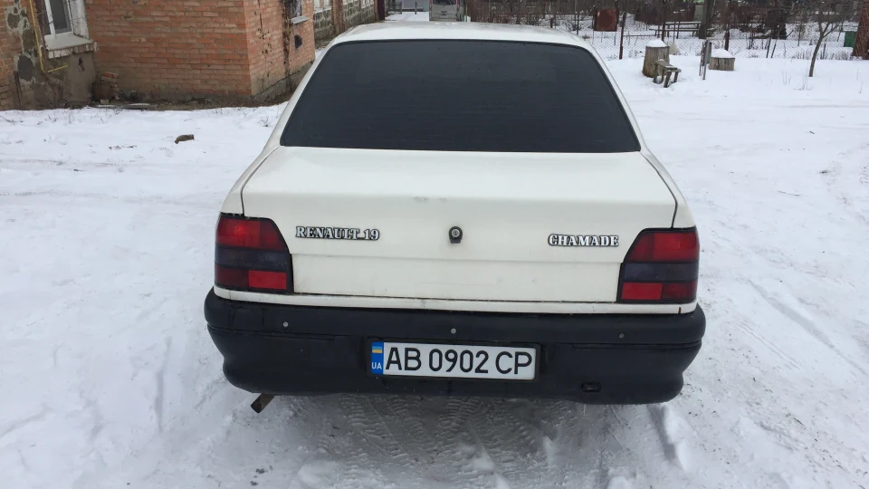 Renault 19 1.4 65 л.с 2