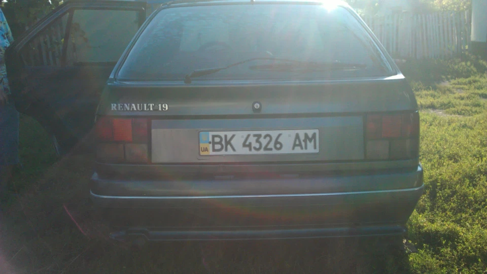 Renault 19 1.7 GTX 3