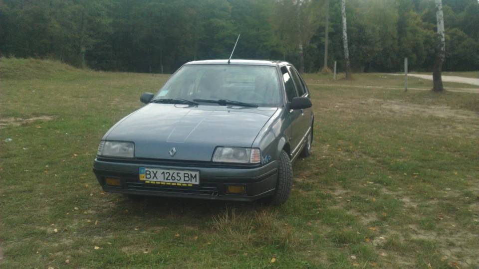 Renault 19 1.7 GTX 5