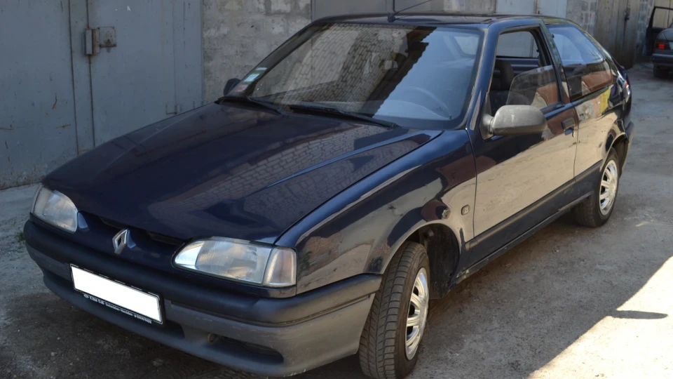 Renault 19 3 дверцята 5
