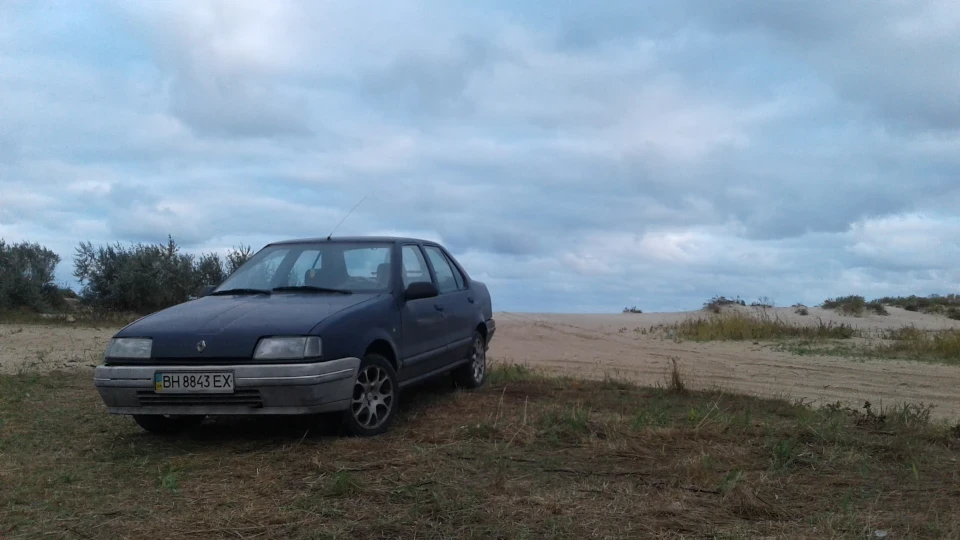 Renault 19 Чарлі 4