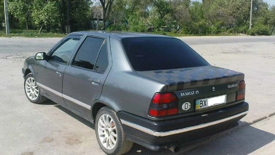 Renault 19 chamade 2