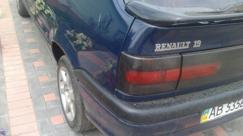 Renault 19 Coupe 2