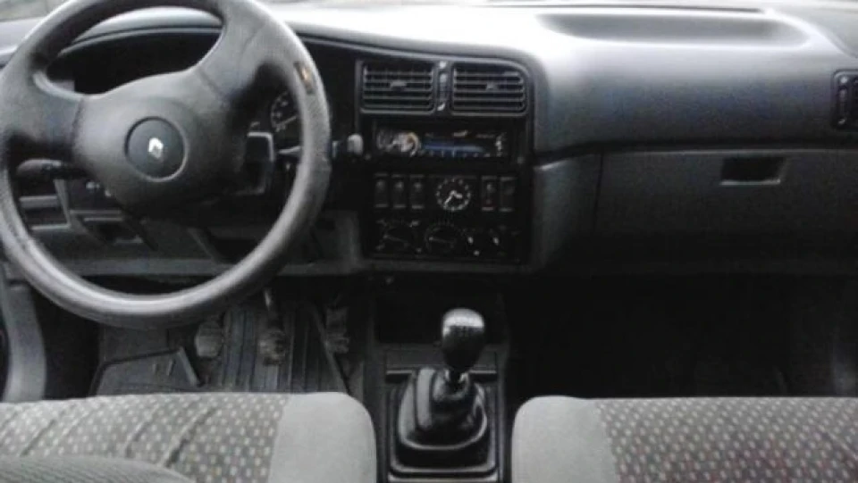 Renault 19 F3P706, JB3 2