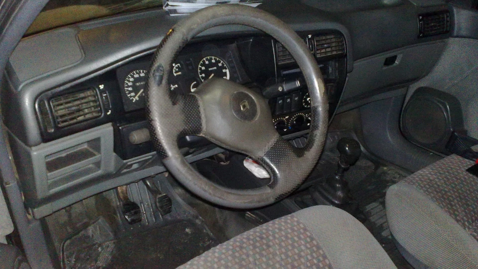 Renault 19 F3P706, JB3 5