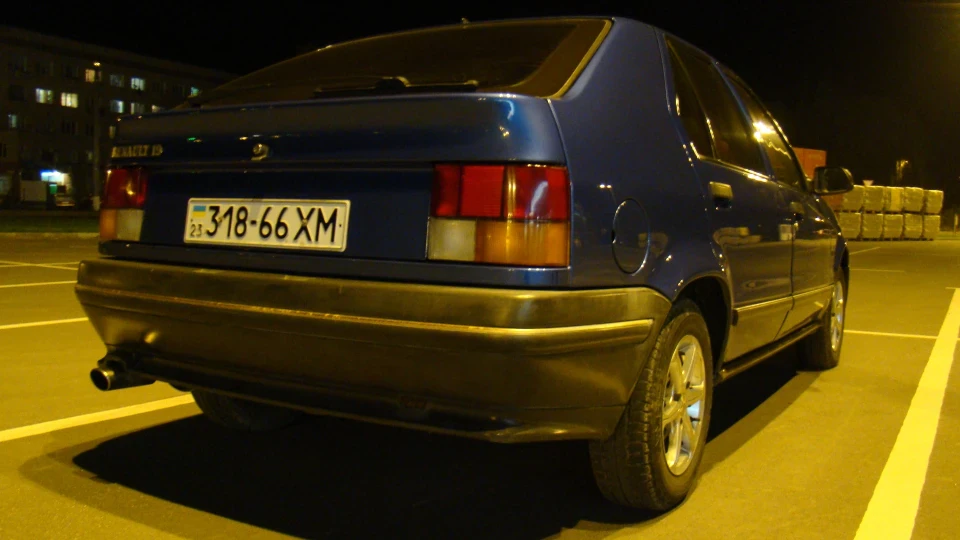 Renault 19 GTS 5