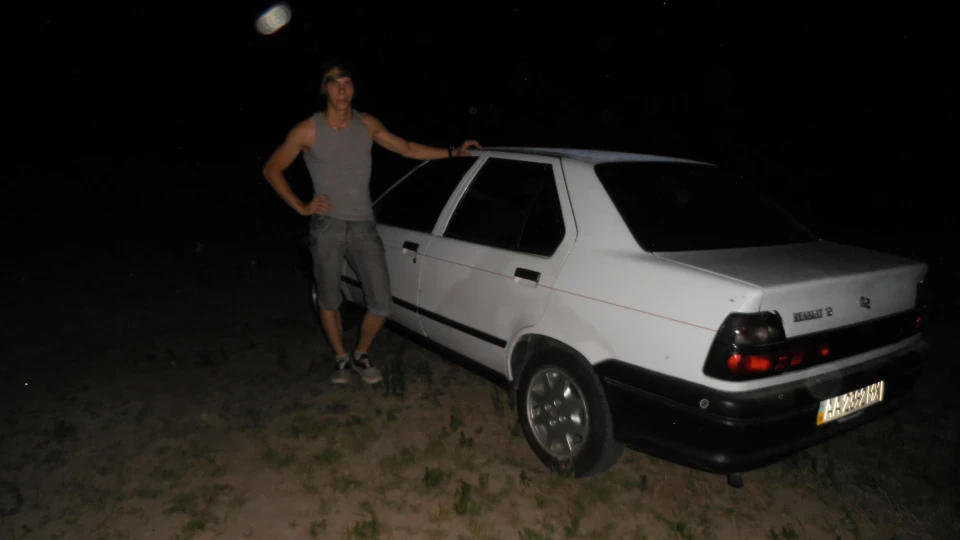 Renault 19 Карбовий ►White Power ◄ 5