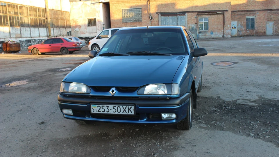 Renault 19 Ластівка 2