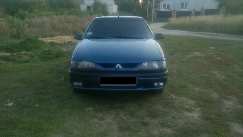 Renault 19 Ластівка 4