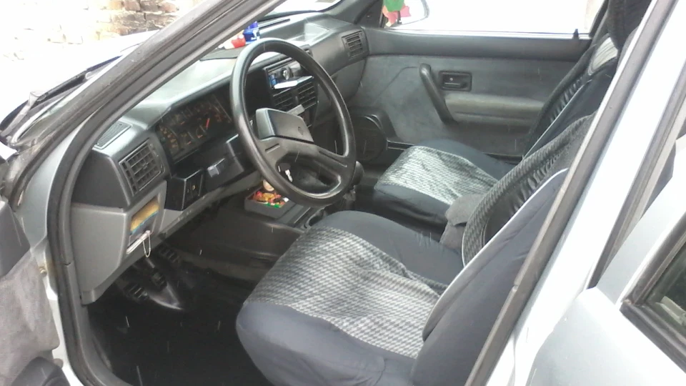 Renault 19 Срібляста куля 3