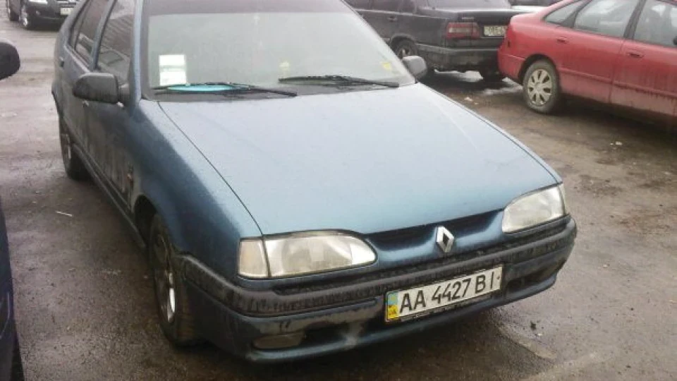 Renault 19 Синій метал 2