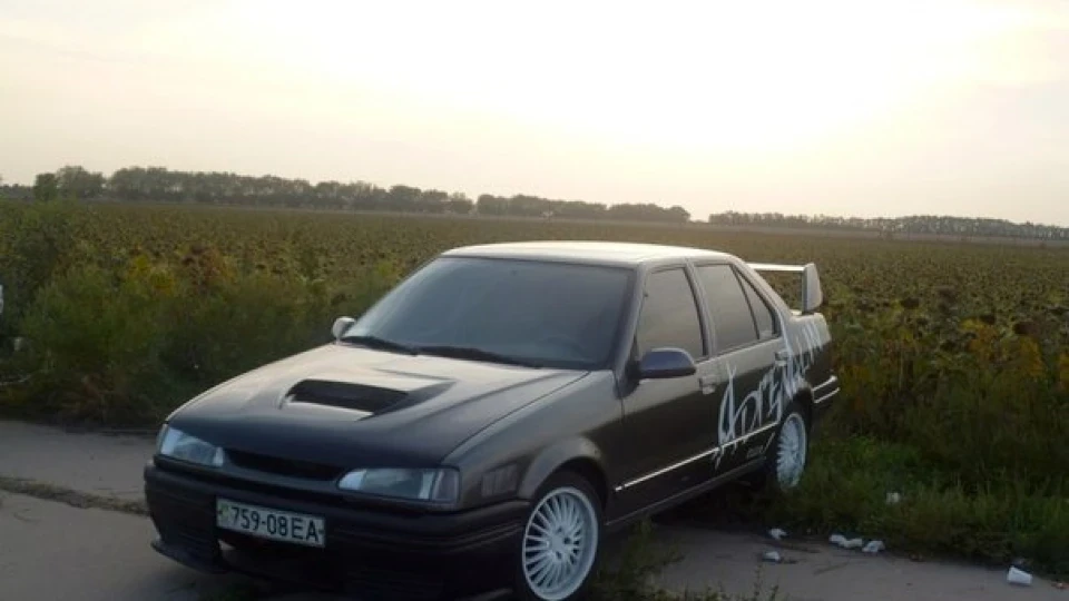 Renault 19 Sport 5