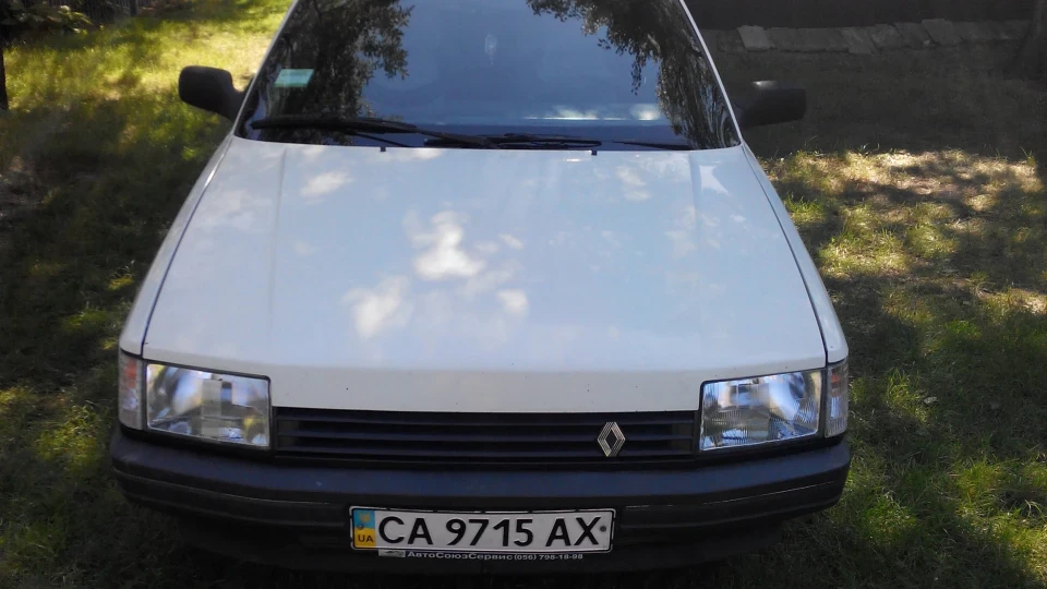 Renault 21 2