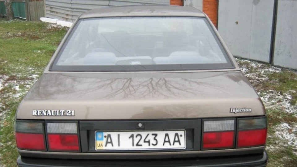 Renault 21 2,2i 2