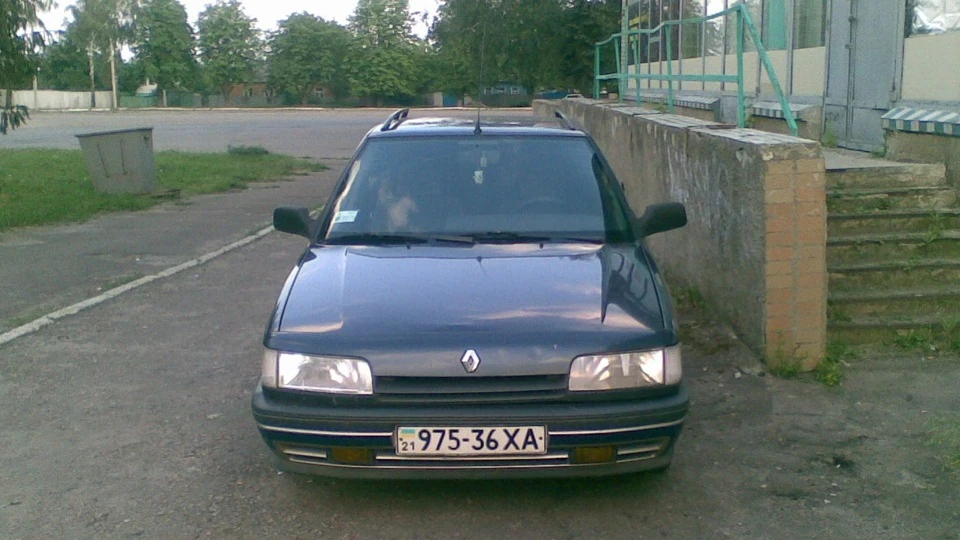 Renault 21 GTS Symphonie 4