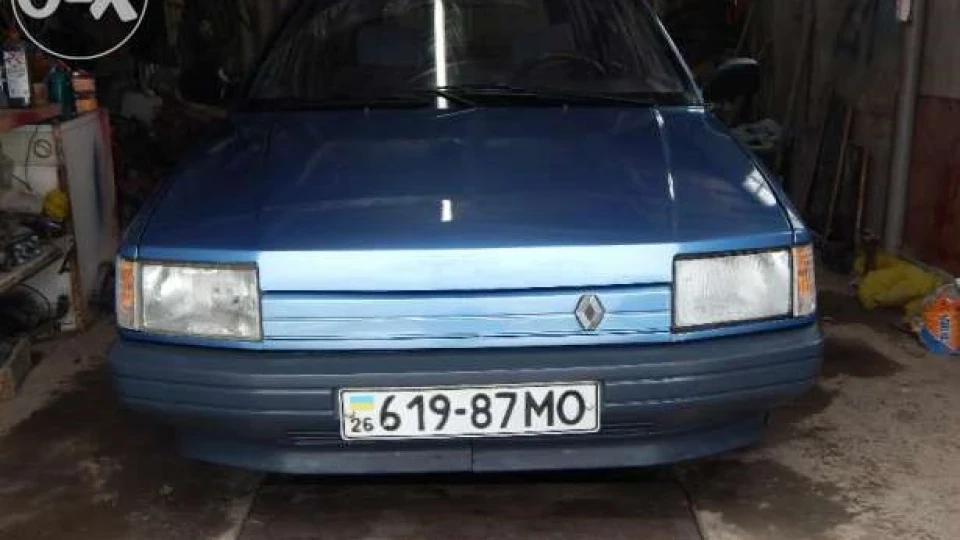 Renault 21 NEVADA 1.7 3