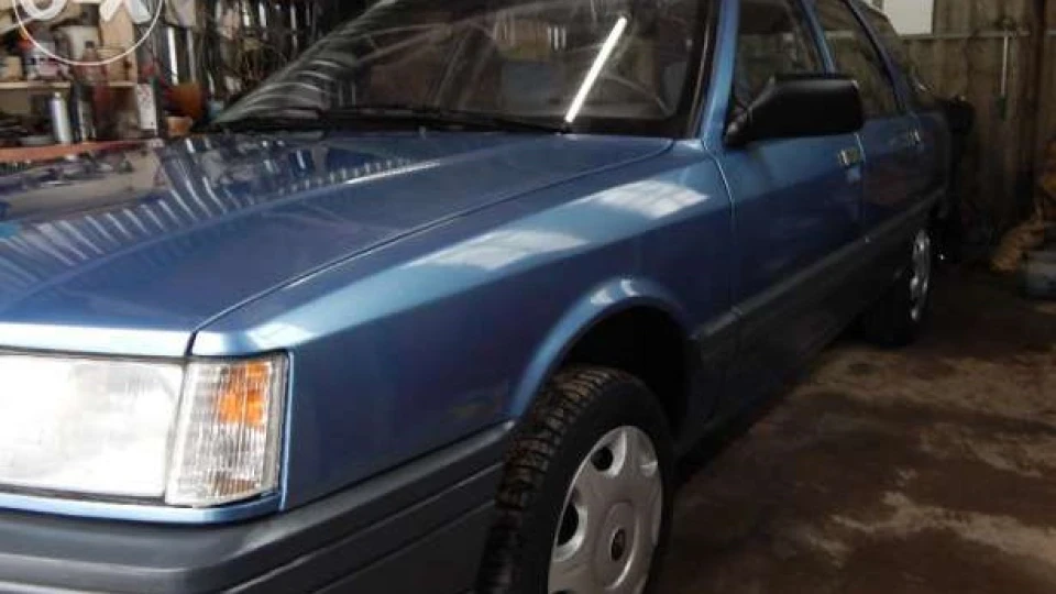 Renault 21 NEVADA 1.7 4