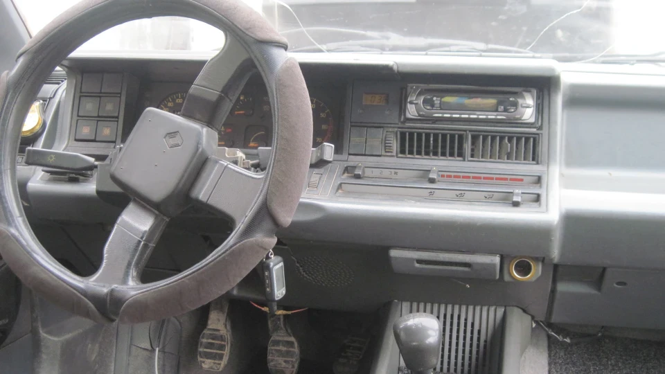 Renault 21 серій металік 4
