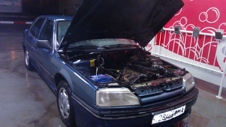 Renault 25