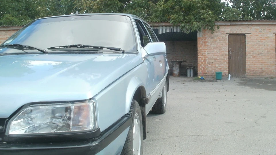 Renault 25 V6 Ingection 2