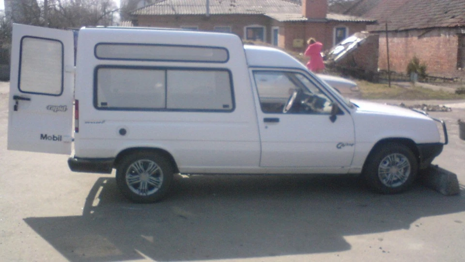Renault 5 Rapid пасс. 3