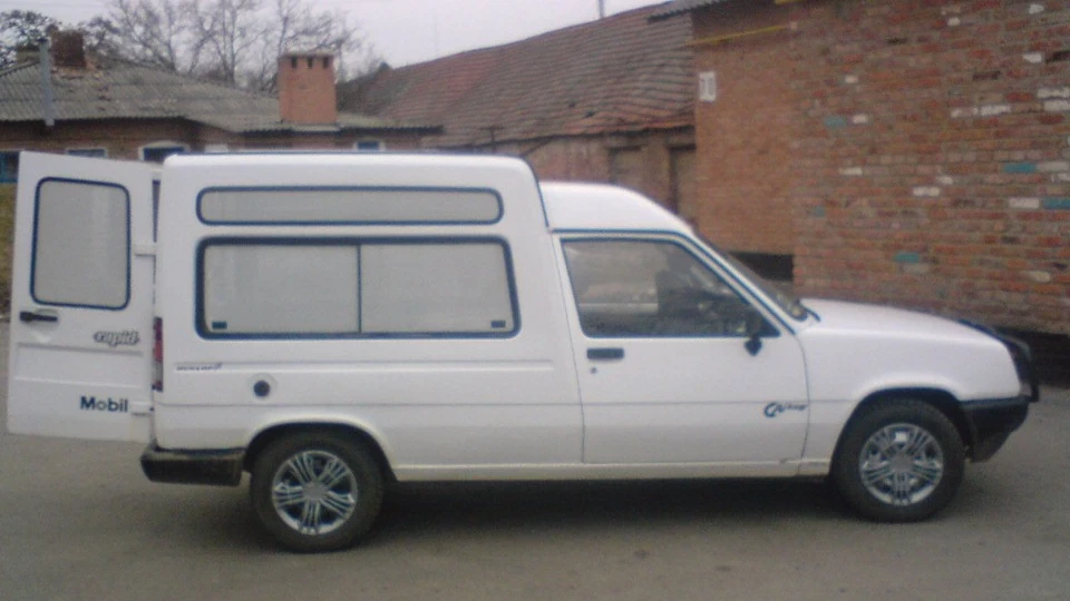 Renault 5 Rapid пасс. 4