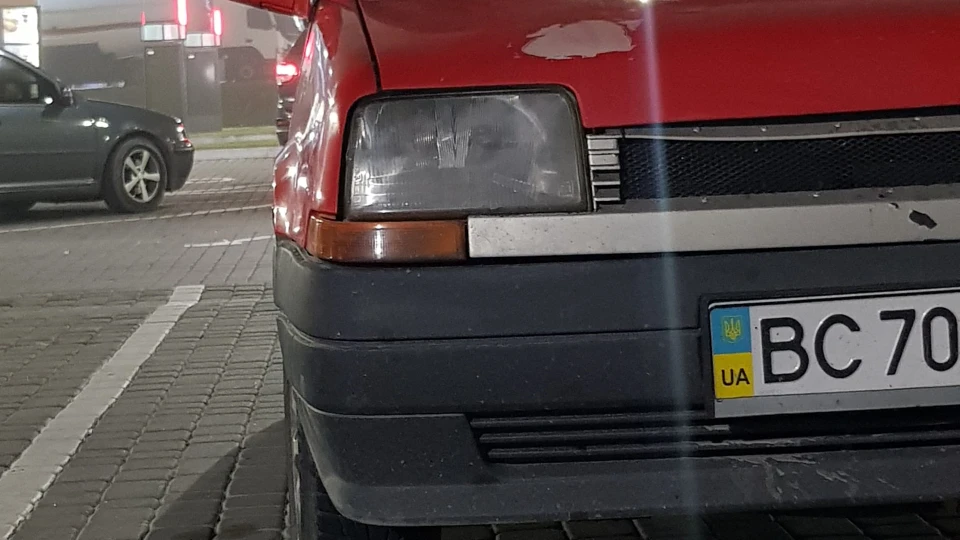 Renault 5 Запальничка
