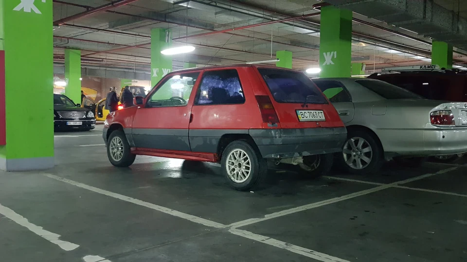 Renault 5 Запальничка 2
