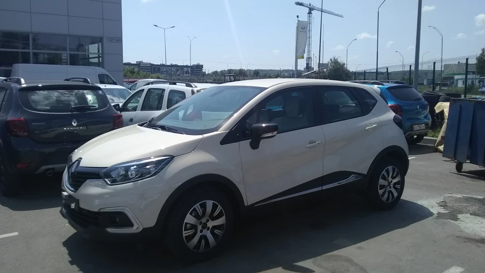 Renault Captur 1.5 dCi Слонова кістка