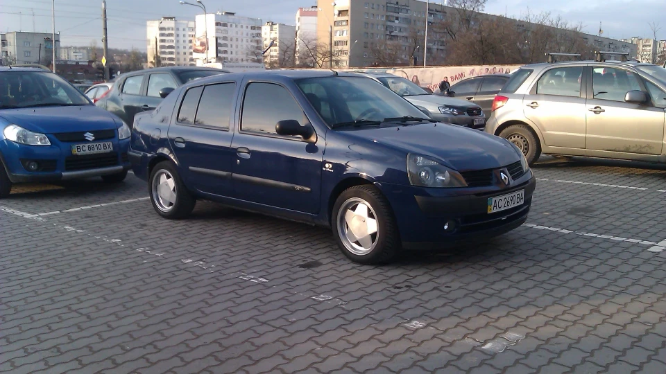 Renault Clio Symbol 5