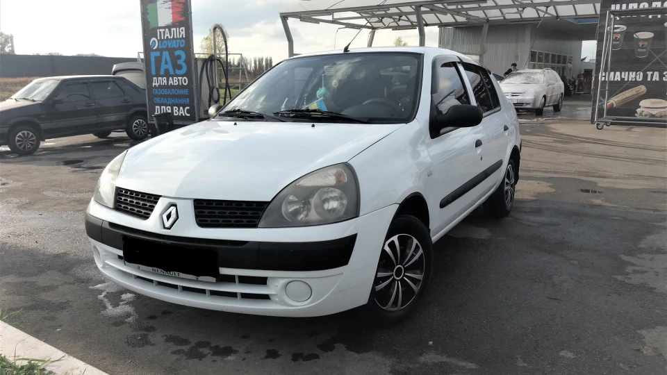 Renault Clio Symbol 2
