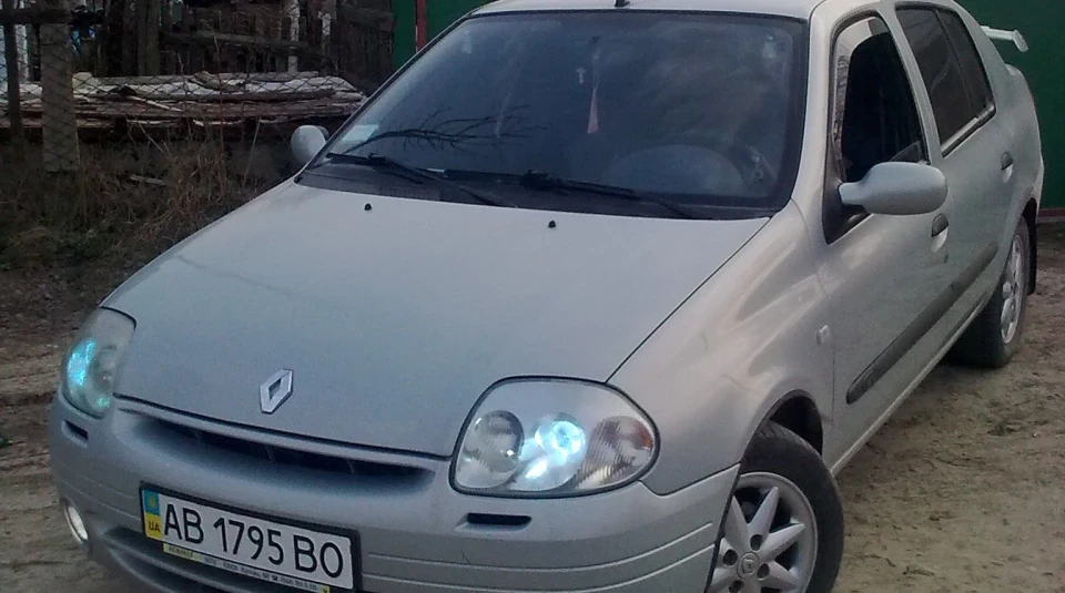 Renault Clio Symbol 2