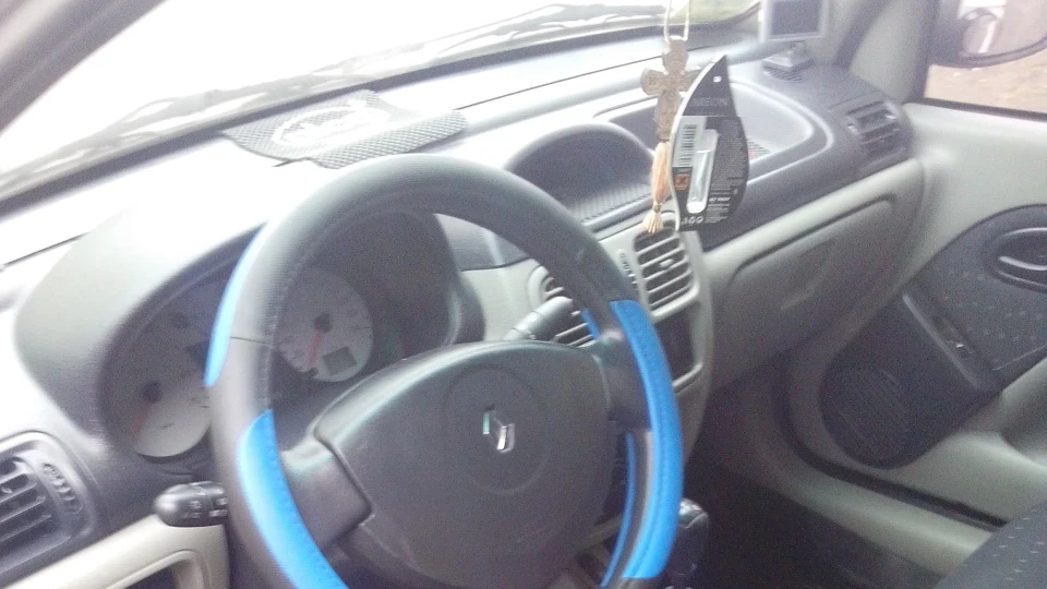 Renault Clio Symbol 2