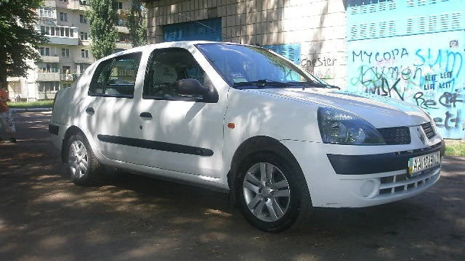 Renault Clio Symbol 2