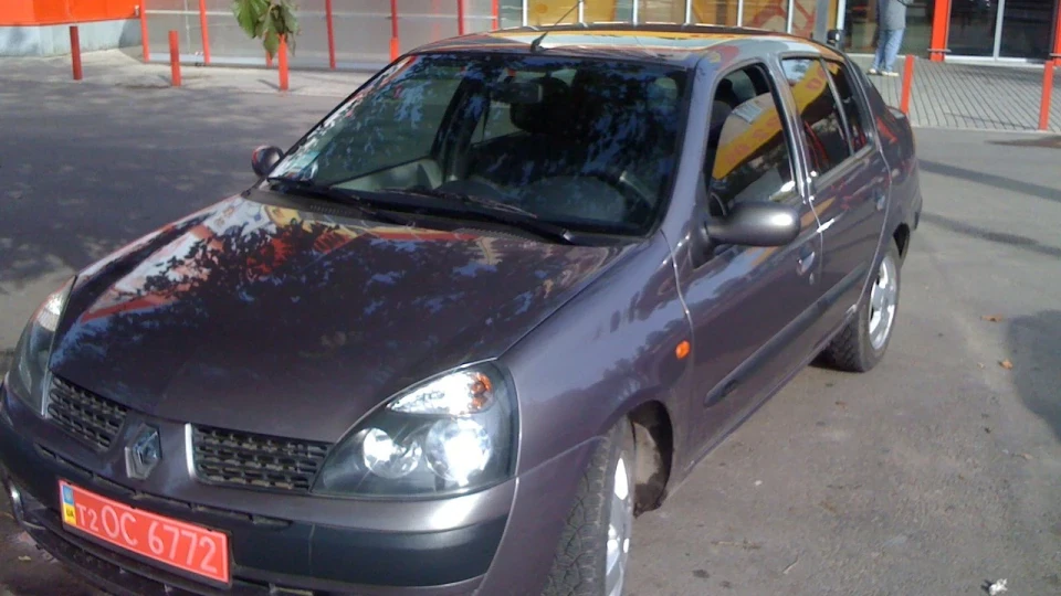 Renault Clio Symbol 1.4 16V 2