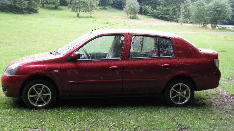 Renault Clio Symbol 1.4 LPG 2