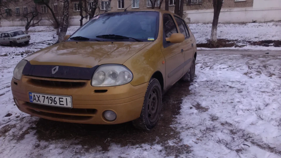Renault Clio Symbol 16v DOMKRAT