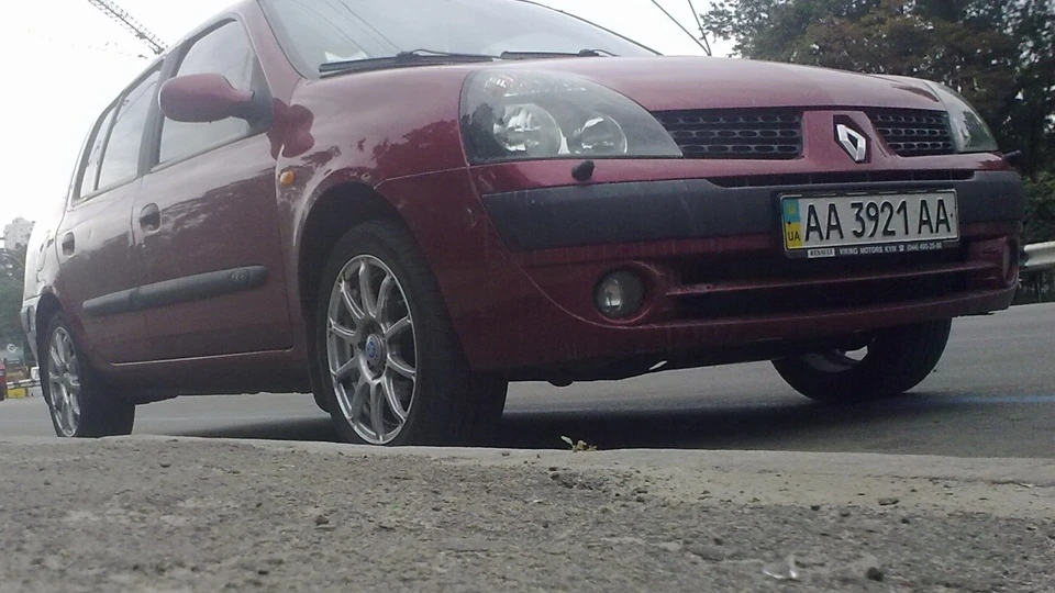 Renault Clio Symbol 6.3 AMG 4