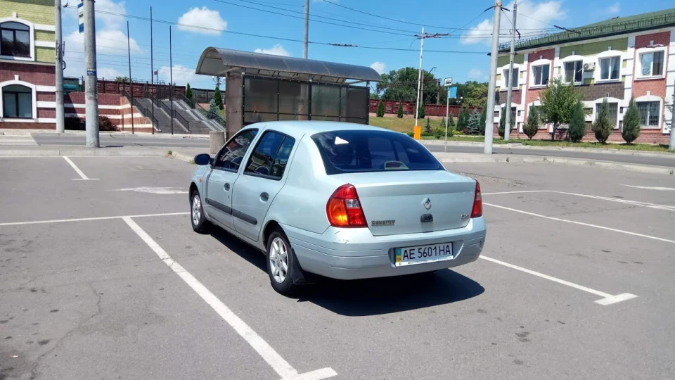 Renault Clio Symbol Царівна жаба 3