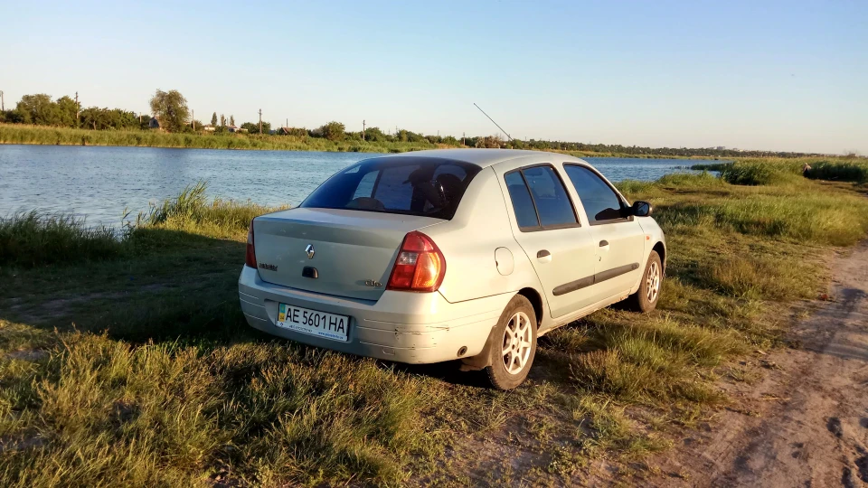 Renault Clio Symbol Царівна жаба 5