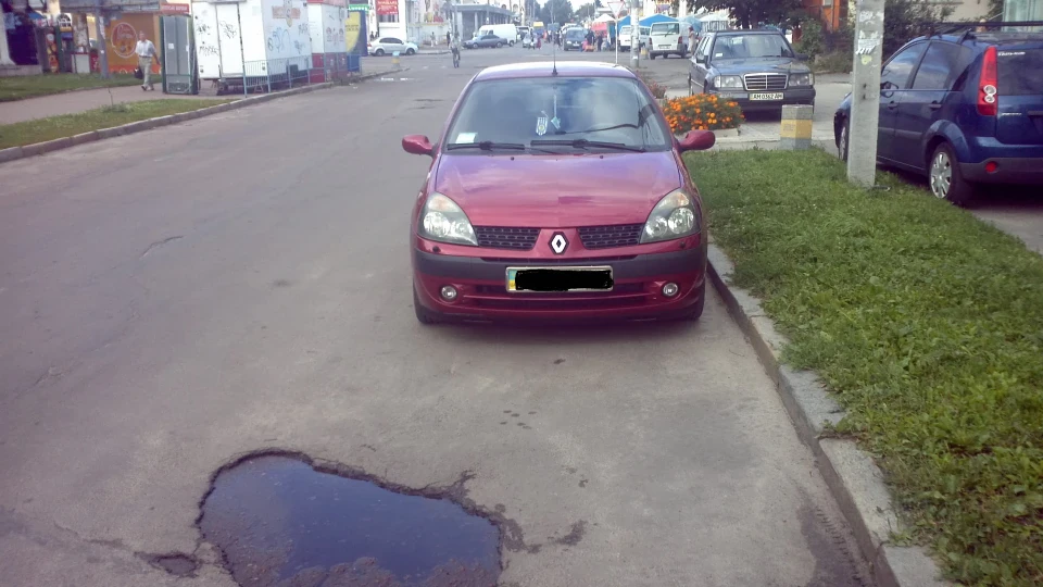 Renault Clio Symbol Кумавська 16V
