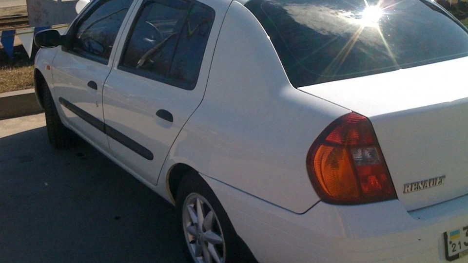 Renault Clio Symbol Ластівка 3.0. 2