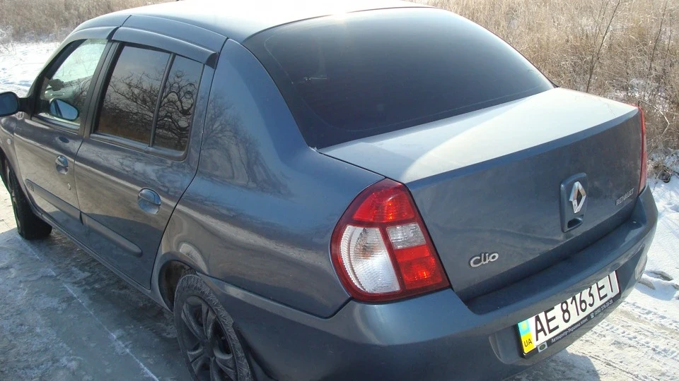 Renault Clio Symbol Маленький мул 3