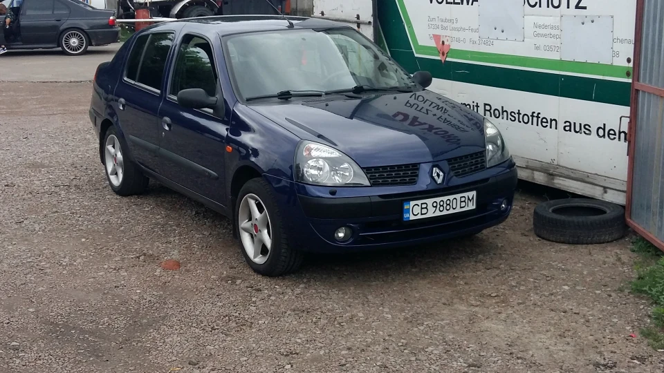 Renault Clio Symbol Перша ластівка